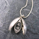 Ladybug Pistachio 2 Pictures
 Locket Sterling Silver